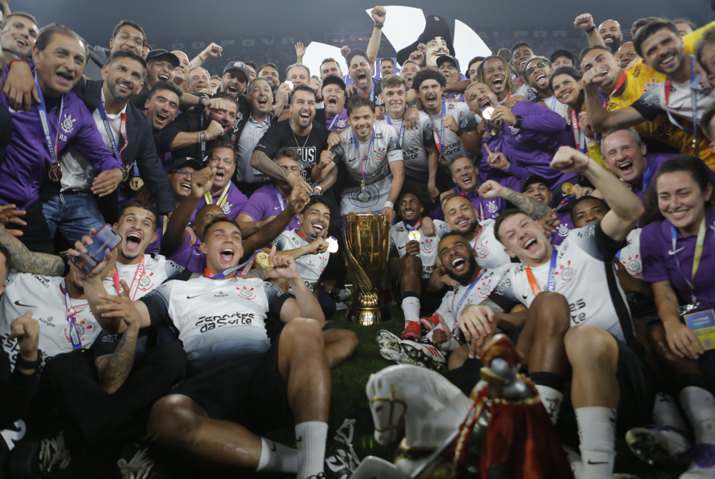Corinthians fecha 2025 com quatro títulos no futebol profissional